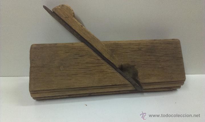 Antig&uuml;edades: CEPILLO DE CARPINTERIA ( PARA MOLDURAS ) - Foto 1
