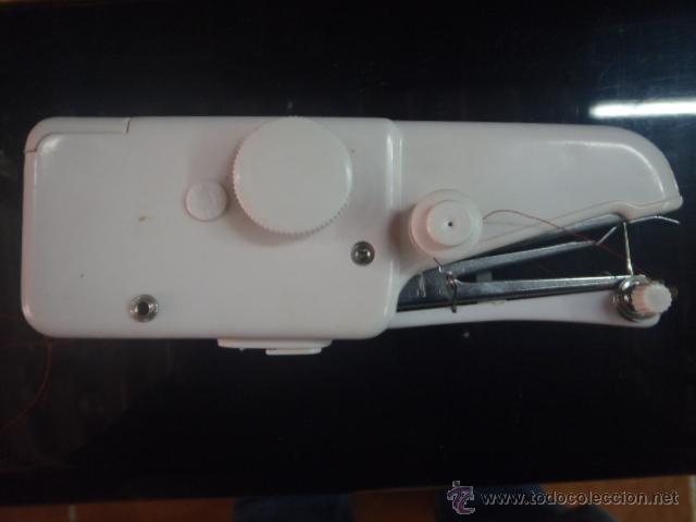 Antig&uuml;edades: MINI MAQUINA DE COSER REMINGTON FUNCIONANDO. - Foto 2