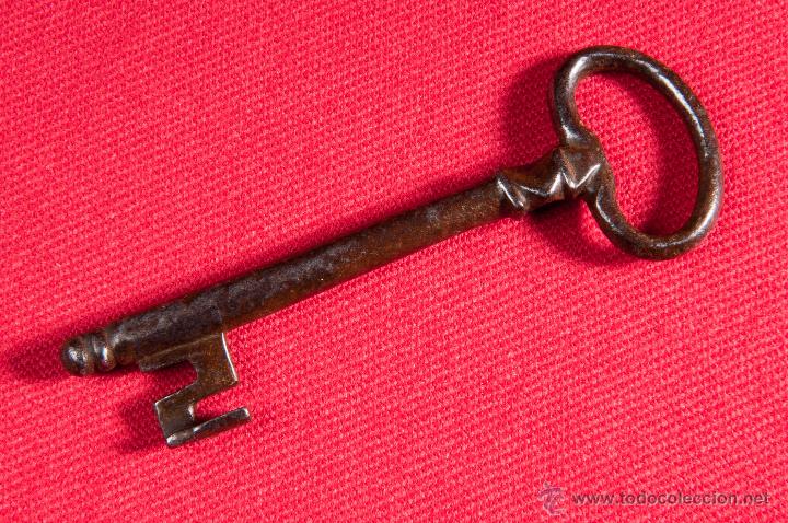 Antig&uuml;edades: LLAVE SIGLO XVIII DE HIERRO FORJADO - Foto 2
