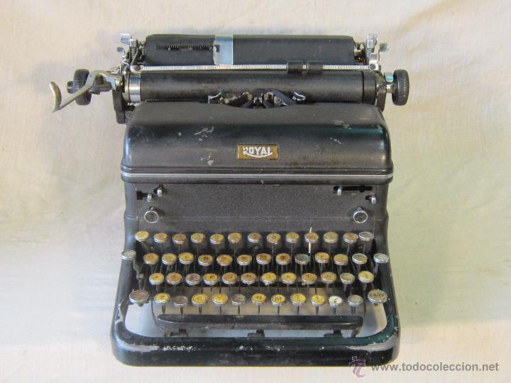 Antig&uuml;edades: MAQUINA DE ESCRIBIR ROYAL MAGIC MARGIN 1937 - Foto 3