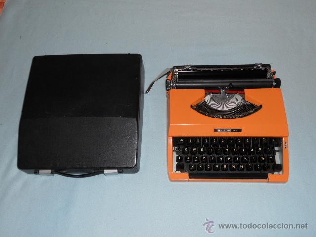 Convertir una maquina de escribir antigua en una jardinera