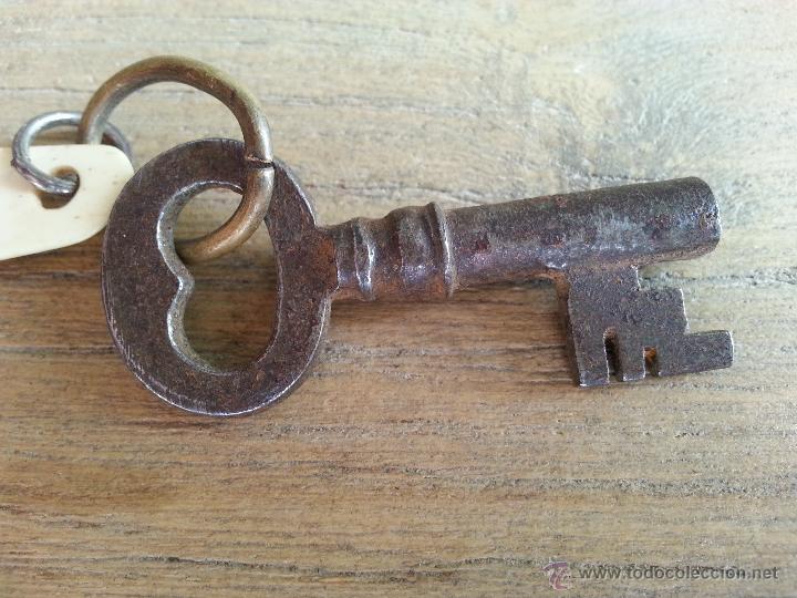 Antig&uuml;edades: ANTIGUA LLAVE DE FORJA 4.50CM - Foto 2