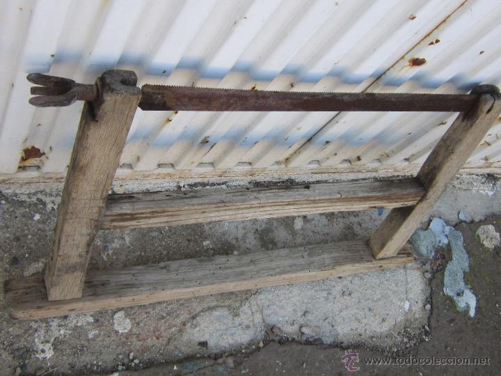Antig&uuml;edades: antigua sierra de carpintero - Foto 3