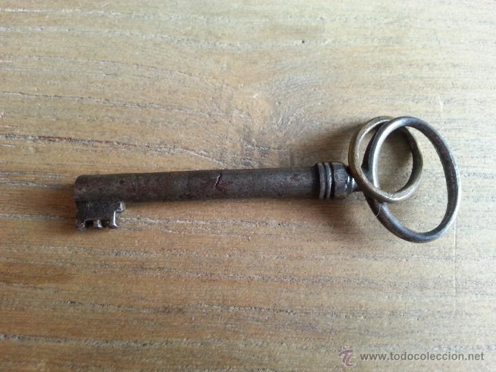 Antig&uuml;edades: ANTIGUA LLAVE DE FORJA 7 CM - Foto 2
