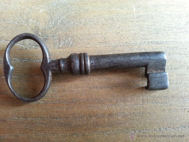 Antig&uuml;edades: ANTIGUA LLAVE DE FORJA 5.70 CM - Foto 3