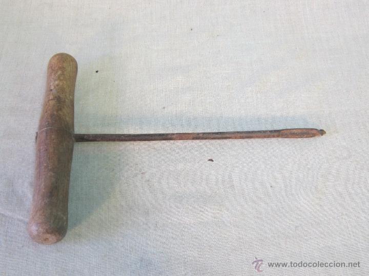 Antig&uuml;edades: BARRERA DE MANO ANTIGUA DE CARPINTERO - Foto 1
