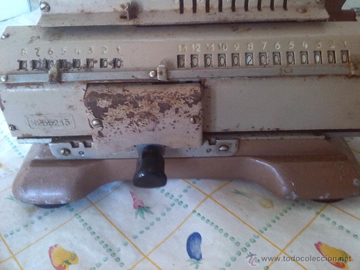 Antig&uuml;edades: antigua calculadora feliks - Foto 2