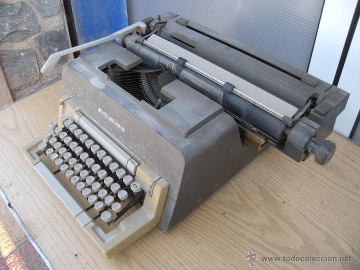Antig&uuml;edades: M&Aacute;QUINA DE ESCRIBIR OLIVETTI LINEA 98 - Foto 4