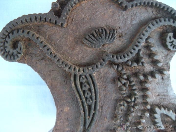 Antig&uuml;edades: ANTIGUO SELLO DE MADERA TALLADA PARA ESTAMPAR TELAS - Foto 4