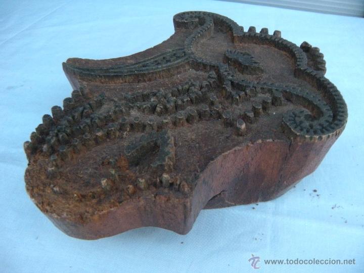 Antig&uuml;edades: ANTIGUO SELLO DE MADERA TALLADA PARA ESTAMPAR TELAS - Foto 5