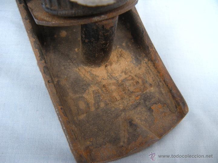 Antig&uuml;edades: CEPILLO DE CARPINTERO MARCA DAREX 110 - Foto 3