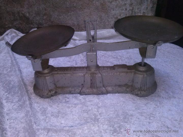 Antig&uuml;edades: ANTIGUA BALANZA O BASCULA - Foto 2