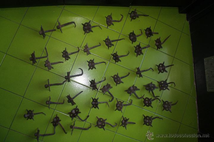 Antig&uuml;edades: Clavos de Forja para Port&oacute;n - Foto 2