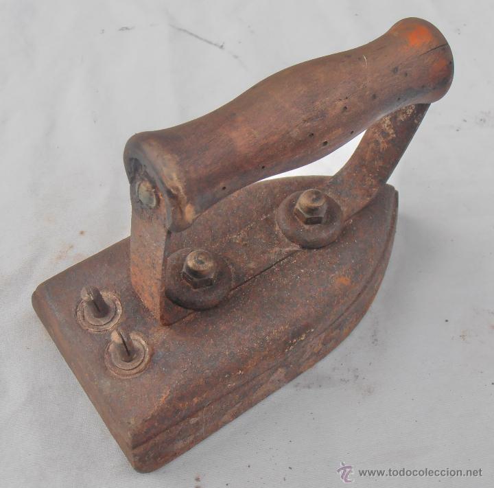 Antig&uuml;edades: PLANCHA ELECTRICA DE HIERRO - Foto 2