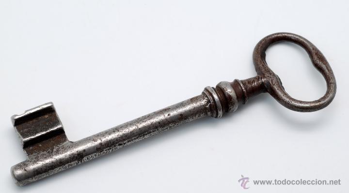 Antig&uuml;edades: Llave hierro forjado S XIX - Foto 4
