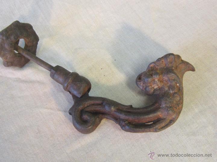 Antig&uuml;edades: llamador en hierro de forja antiguo - Foto 7