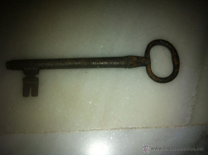 Antig&uuml;edades: LLAVE ANTIGUA 14,5 cm - Foto 1
