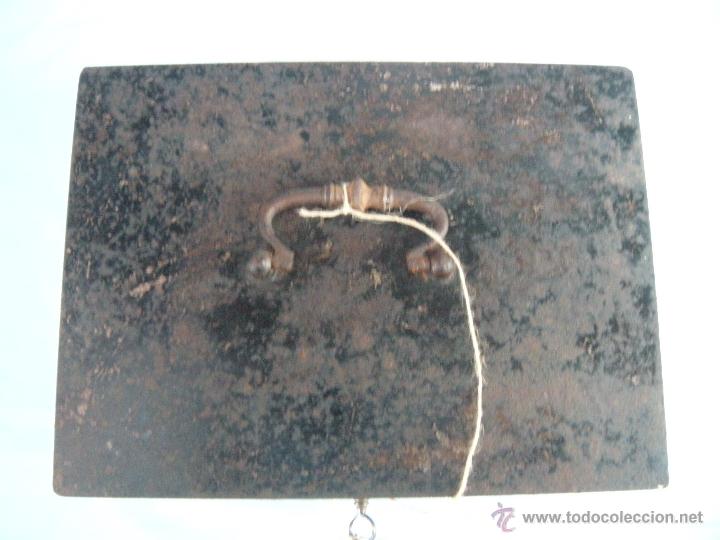 Antig&uuml;edades: ANTIGUA CAJA DE CAUDALES - Foto 2