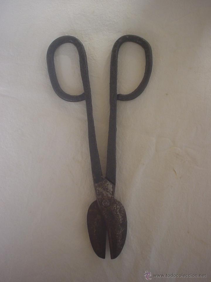 Antig&uuml;edades: TIJERAS DE PODAR DE FORJA - Foto 1