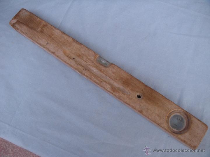 Antig&uuml;edades: NIVEL DE MADERA - Foto 1