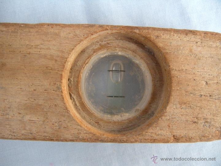 Antig&uuml;edades: NIVEL DE MADERA - Foto 2