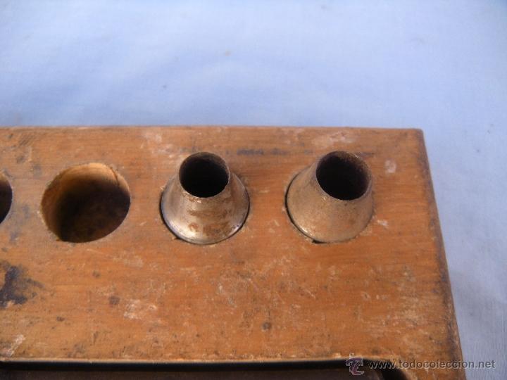 Antig&uuml;edades: LOTE DE SEIS SACABOCADOS - Foto 2