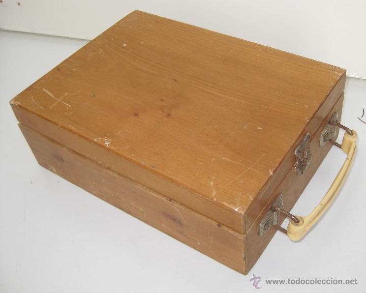 Antig&uuml;edades: MALETIN MADERA ANTIGUO CON PIROGRABADOR - Foto 3