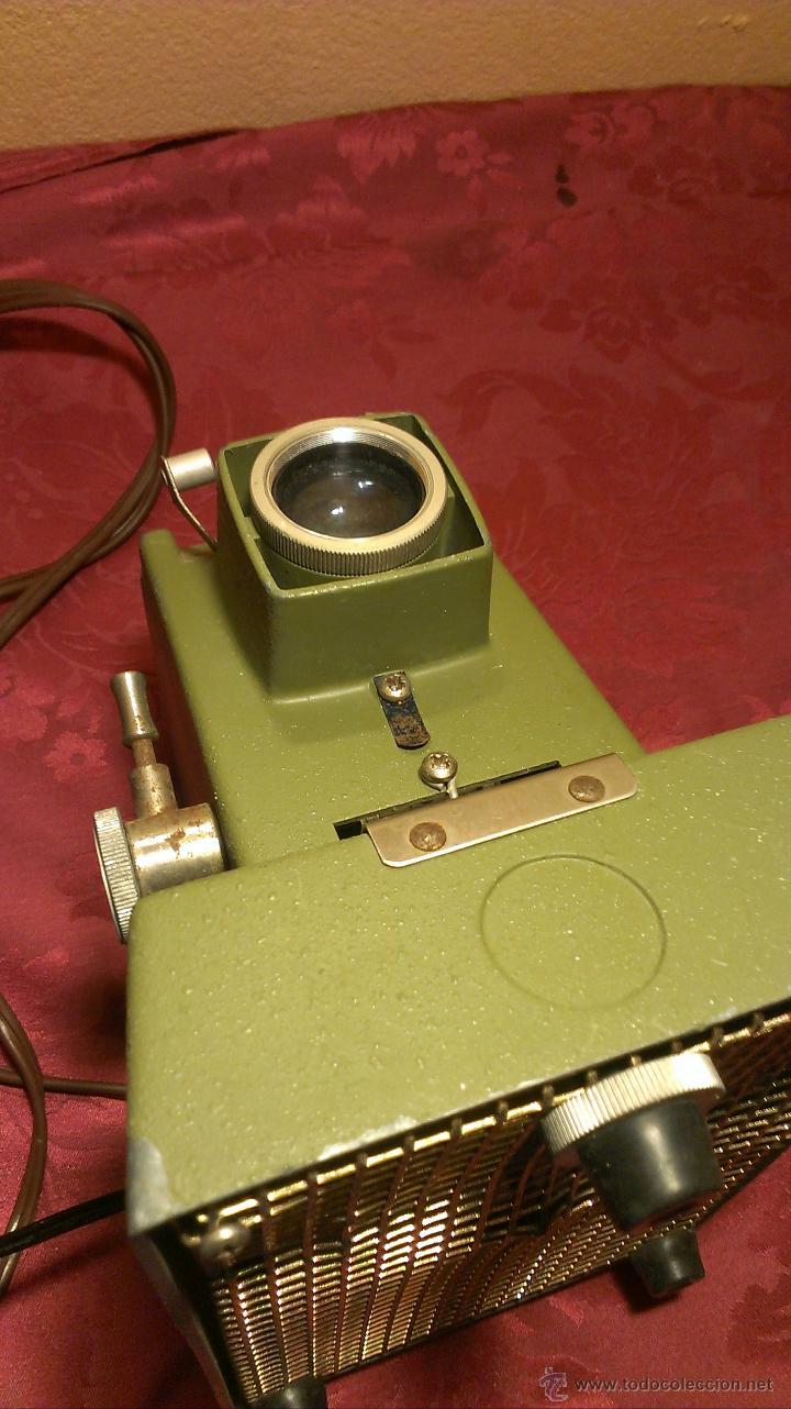 Antig&uuml;edades: Antiguo proyector - Foto 1