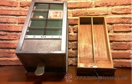 Antig&uuml;edades: M&Aacute;QUINA REGISTRADORA IDEAL - Foto 1