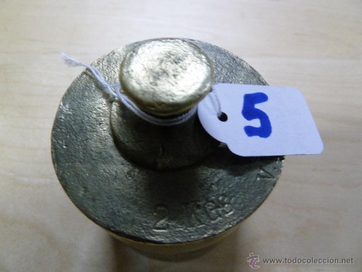 Antig&uuml;edades: PESA DE BRONCE DE 2 KGS. - Foto 1
