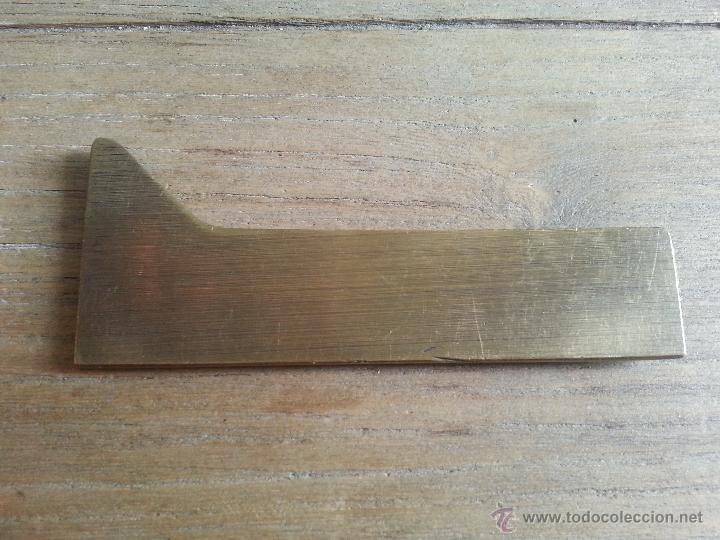 Antig&uuml;edades: ANTIGUO UTIL O CALIBRE DE METAL - Foto 4