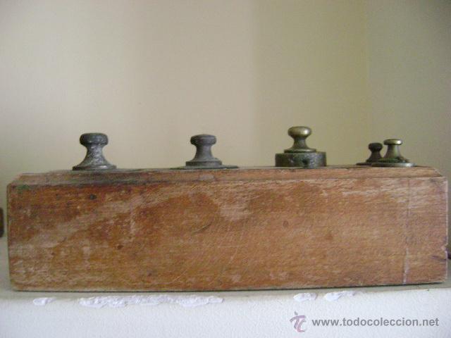Antig&uuml;edades: CAJA CON PESAS - Foto 2