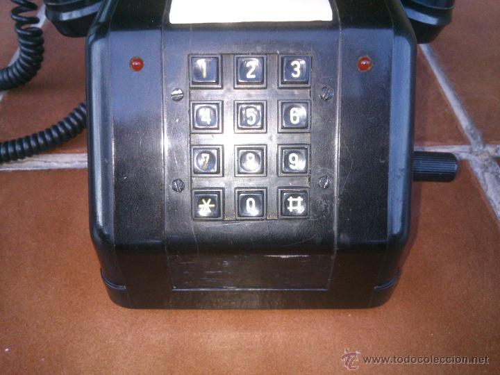 Tel&eacute;fonos: Tel&eacute;fono antiguo de Baquelita con Manivela. - Foto 3