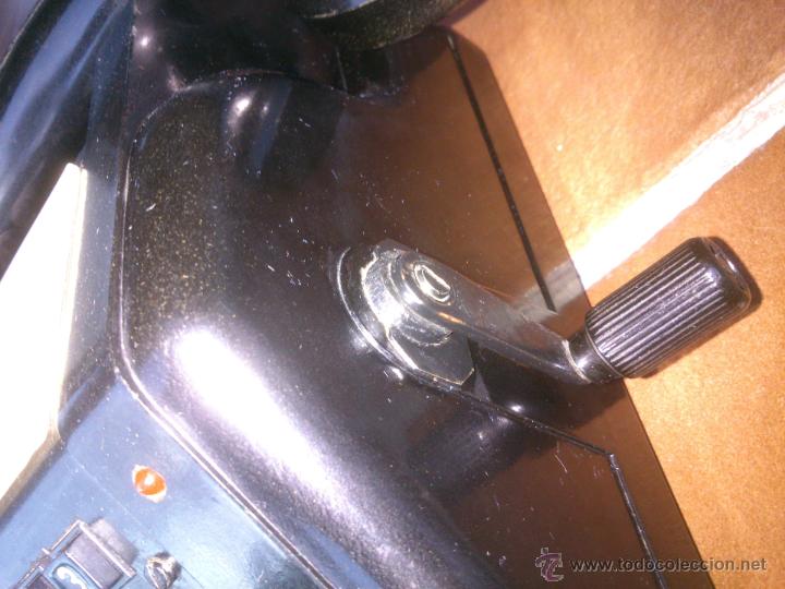 Tel&eacute;fonos: Tel&eacute;fono antiguo de Baquelita con Manivela. - Foto 4