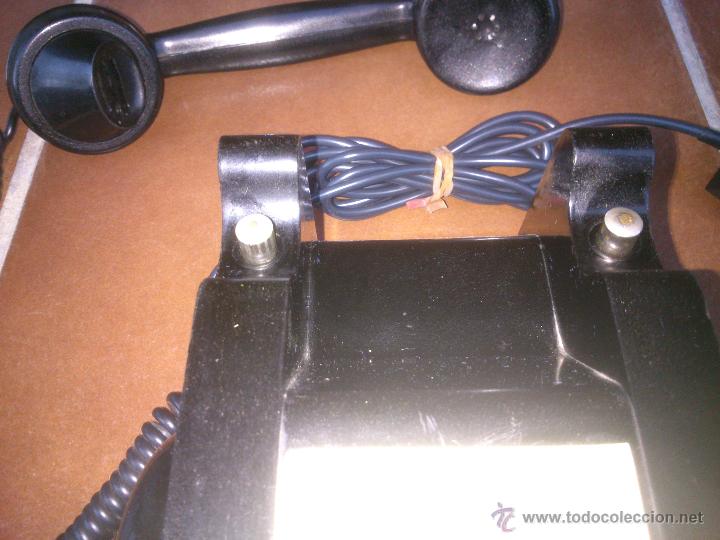 Tel&eacute;fonos: Tel&eacute;fono antiguo de Baquelita con Manivela. - Foto 7