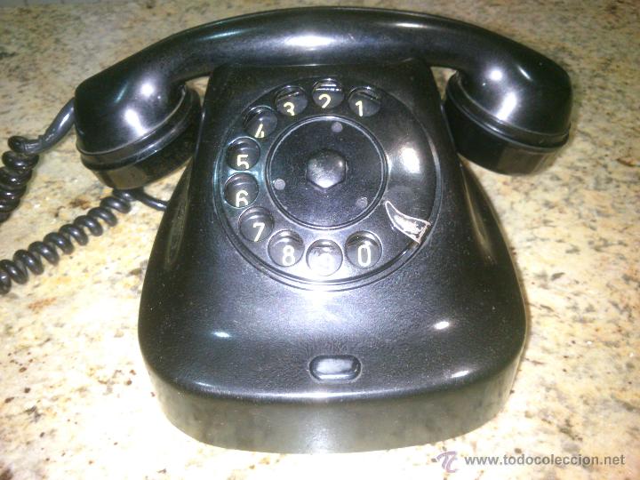 Tel&eacute;fonos: Tel&eacute;fono antiguo de Baquelita 1969. - Foto 1