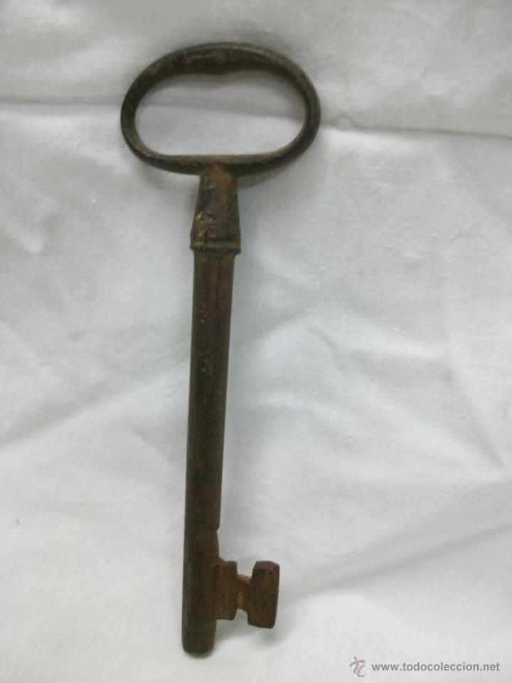 Antig&uuml;edades: ANTIGUA LLAVE-DE FORJA-12CM. - Foto 1