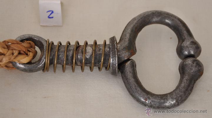 Antig&uuml;edades: Hociquero con cuerda. N&ordm; 2 - Foto 3