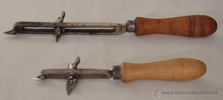 Antig&uuml;edades: 2 compases de cuchilla o abrelatas - Foto 2