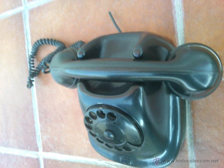 Tel&eacute;fonos: Tel&eacute;fono antiguo de Baquelita 1960. - Foto 3