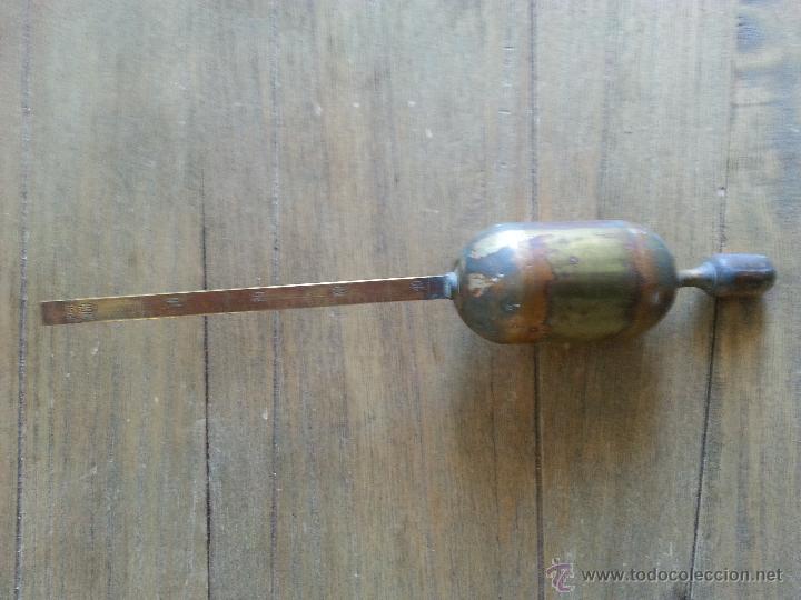 Antig&uuml;edades: ANTIGUO UTIL DE HIDROMETRO INGLES - Foto 1