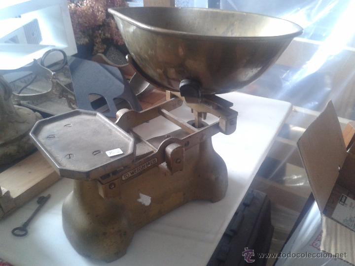 Antig&uuml;edades: ANTIGUA BASCULA FUNCIONANDO - Foto 1