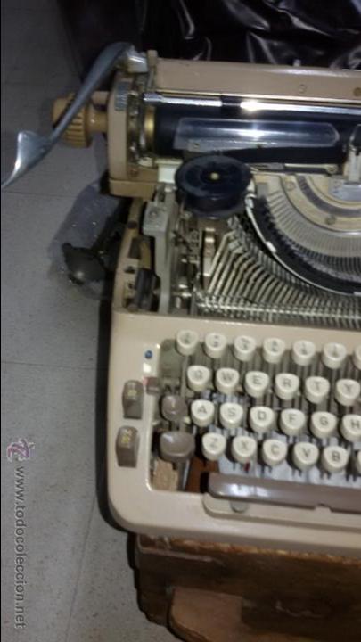 Antig&uuml;edades: M&Aacute;QUINA DE ESCRIBIR TRIUMPH - Foto 3