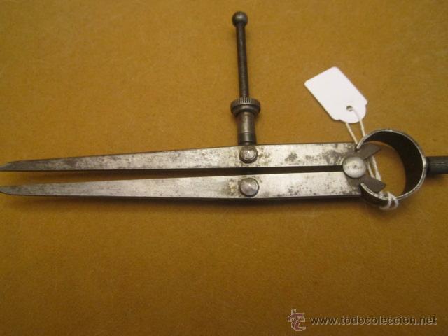 Antig&uuml;edades: Antiguo comp&aacute;s de hierro. 19 cms. - Foto 3