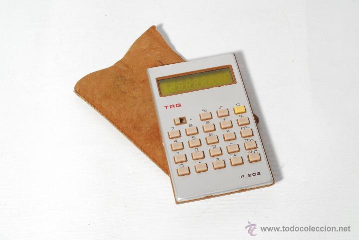 Oggetti Antichi: Calculadora TRQ. F-202. Made in Spain. No funciona.