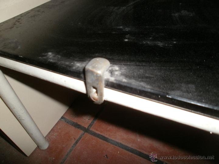 Antig&uuml;edades: MESA DE TRABAJO DE MEDICO S-XIX - Foto 4