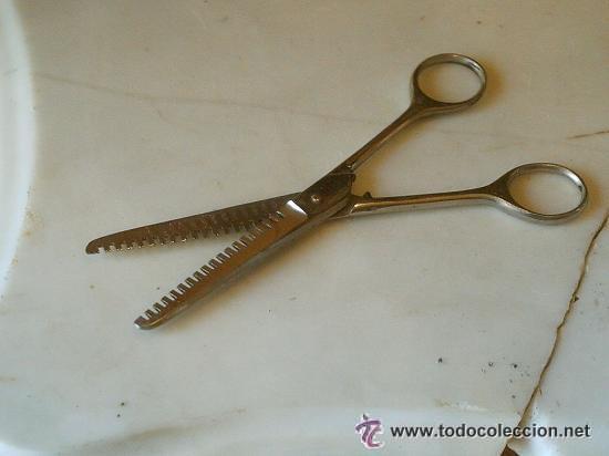 Antig&uuml;edades: TIJERAS DE BARBERO DOBLE DENTADA C Y A - Foto 2
