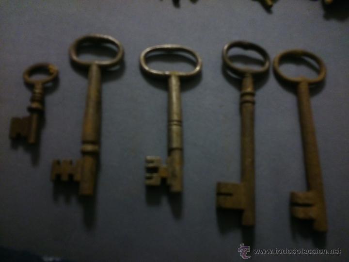 Antig&uuml;edades: * ANTIGUAS LLAVES. (Rf:M1/*) - Foto 1
