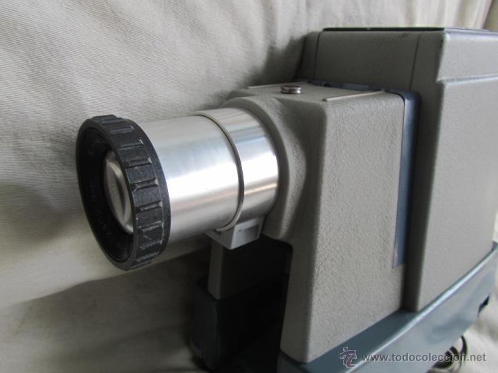 Antig&uuml;edades: Antiguo proyector de diapositivas Kodak - Foto 2