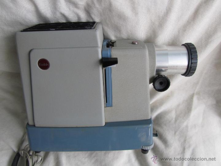 Antig&uuml;edades: Antiguo proyector de diapositivas Kodak - Foto 7
